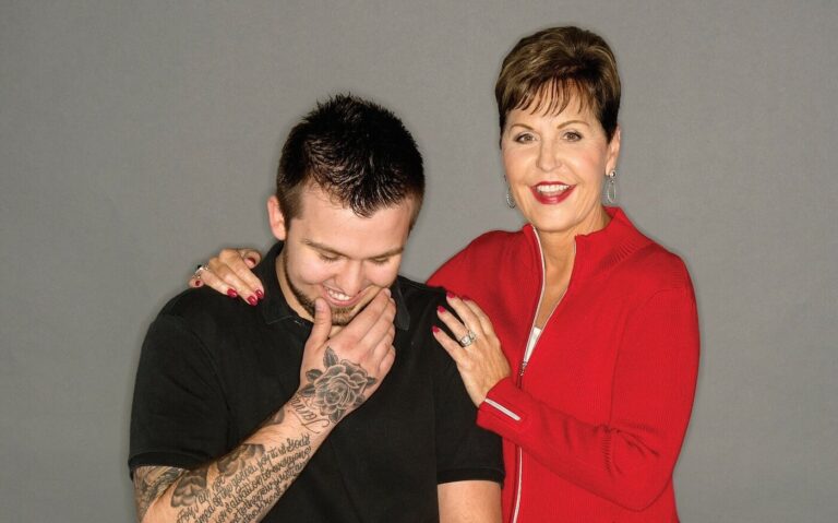 Joyce Meyer mit ihrem Enkel DJ Holtzmann